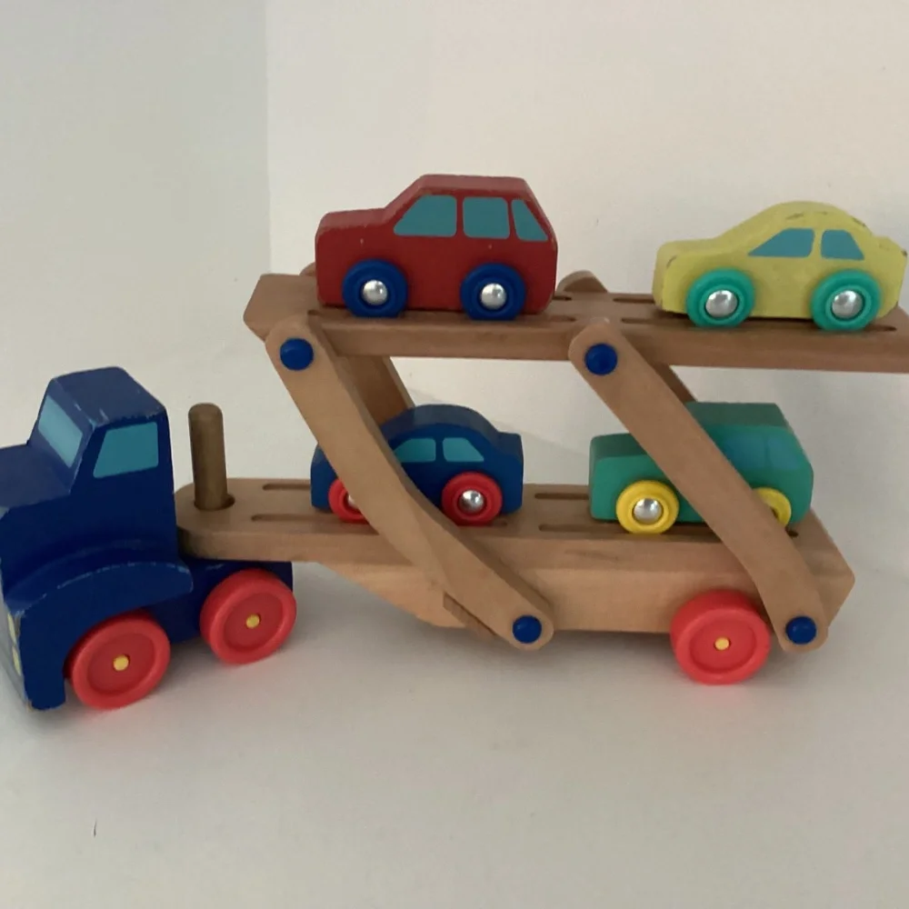 Melissa & Doug Car Carrier Truck and Cars Wooden Toy Set With 1 Truck and 4 Cars